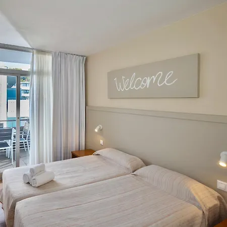 科姆塔特圣霍尔迪公寓式酒店 公寓式酒店