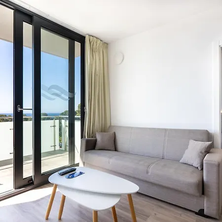 Apartahotel Comtat Sant Jordi 3*