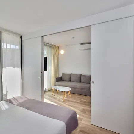 Appart hôtel Comtat Sant Jordi 3*