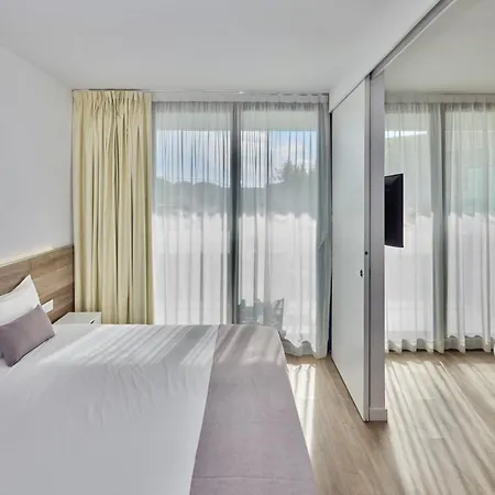 Appart hôtel Comtat Sant Jordi 3*